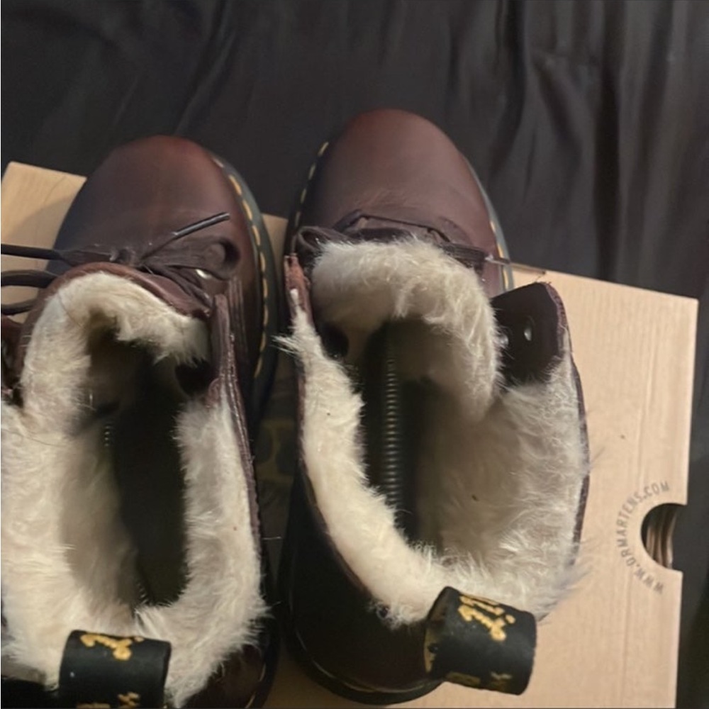 Dr Marten Sherpa Lined Boots - image 5